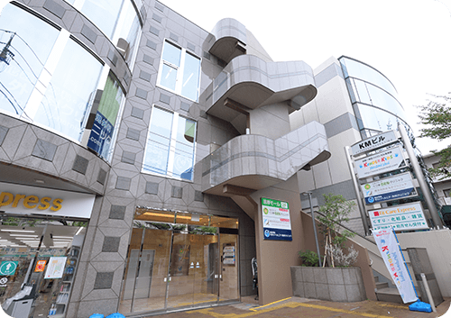 駐輪場・コインパーキングが完備